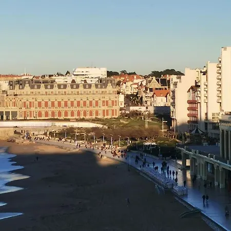 Апартаменты Ocean 7, Balcon, Piscine, Биарриц