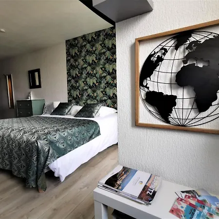 Ocean 7, Balcon, Piscine, Апартаменты Биарриц