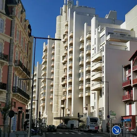 Ocean 7, Balcon, Piscine, Апартаменты *