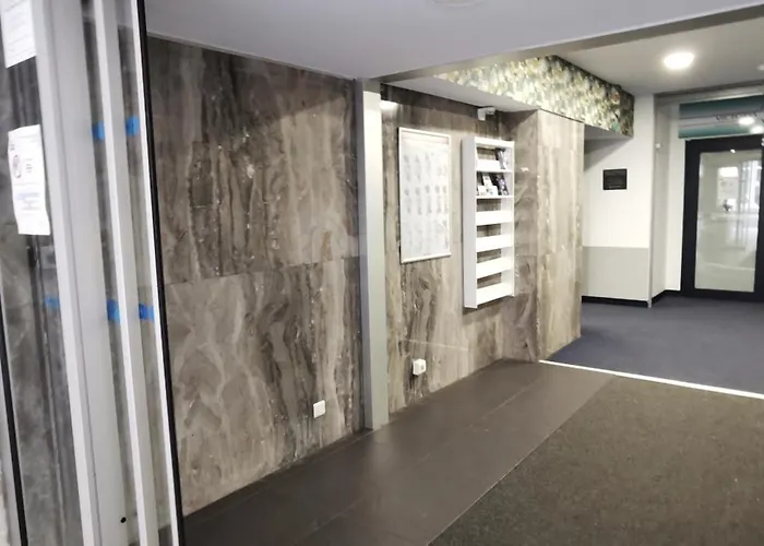 - Terrasse & Piscine *